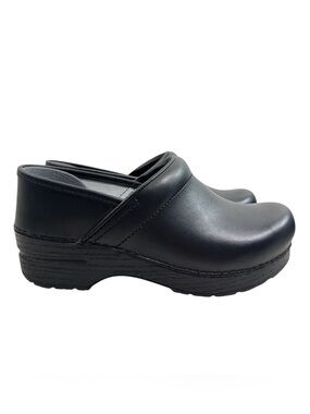 Dansko Professional Black Leather Clogs EU 37 Slip On Comfort Nursing Shoes